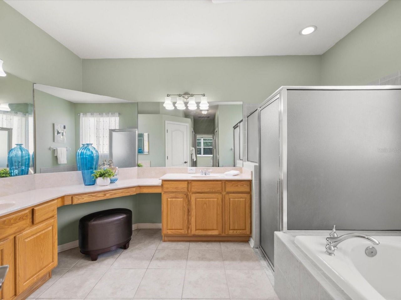 7935 Calindra Court , Trinity, FL 34655 Photo