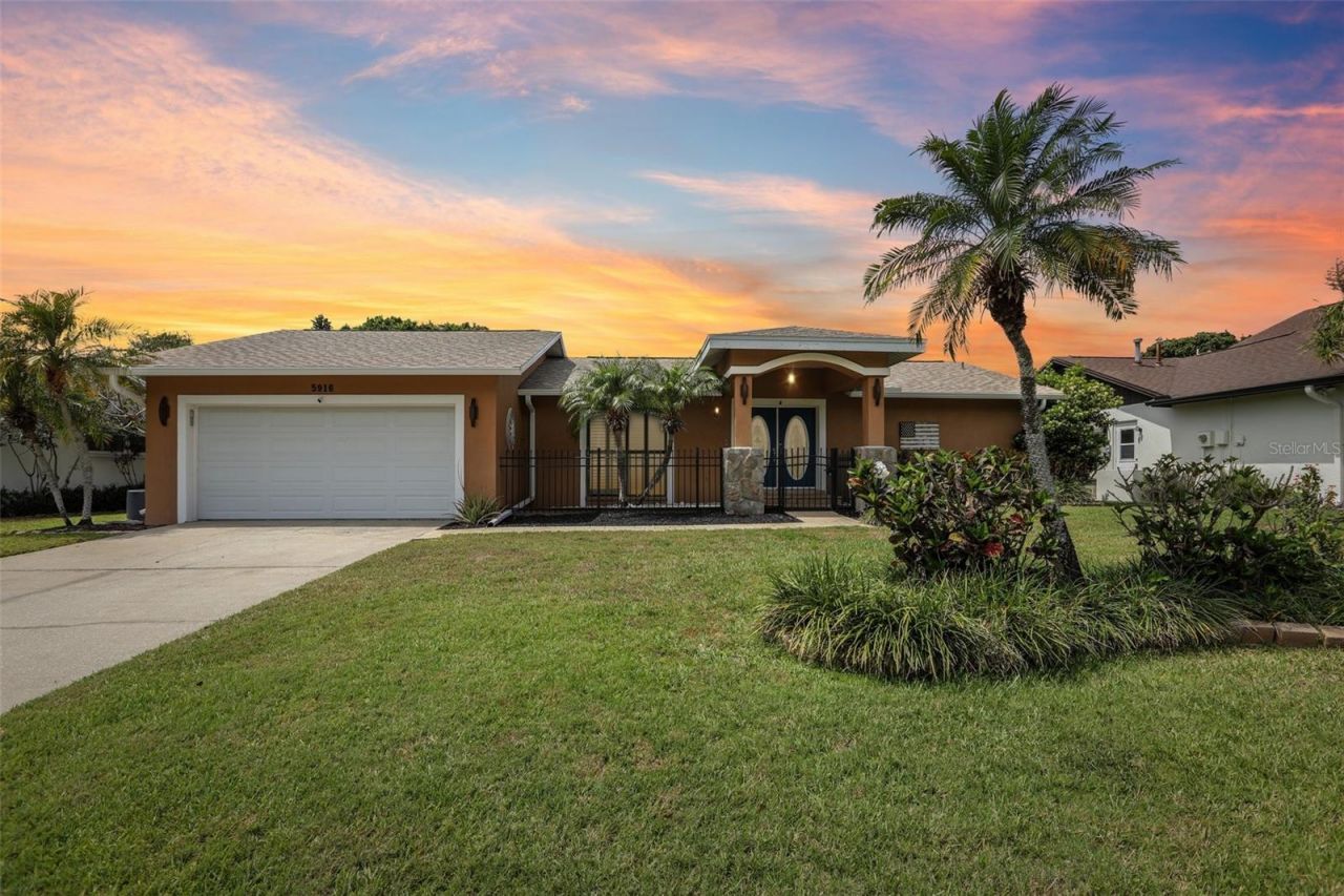 5916 Oakhurst Drive, Seminole, FL 33772 Photo