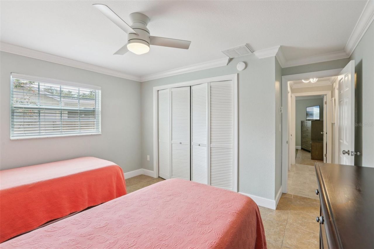 5916 Oakhurst Drive, Seminole, FL 33772 Photo