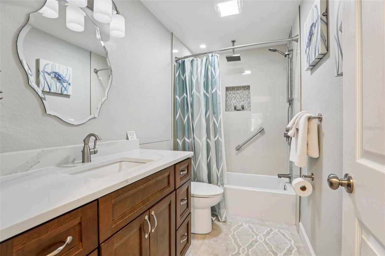 5916 Oakhurst Drive, Seminole, FL 33772 Photo