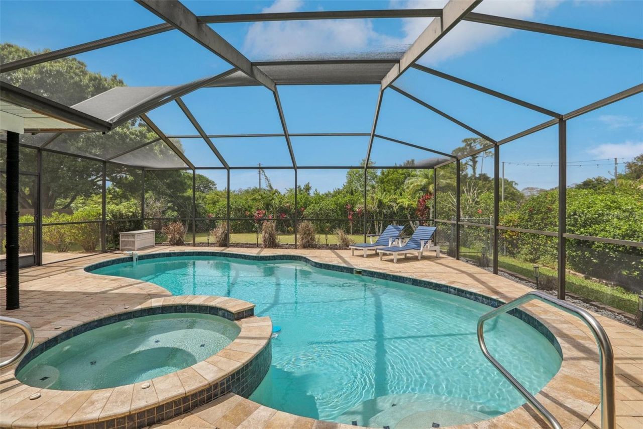 5916 Oakhurst Drive, Seminole, FL 33772 Photo