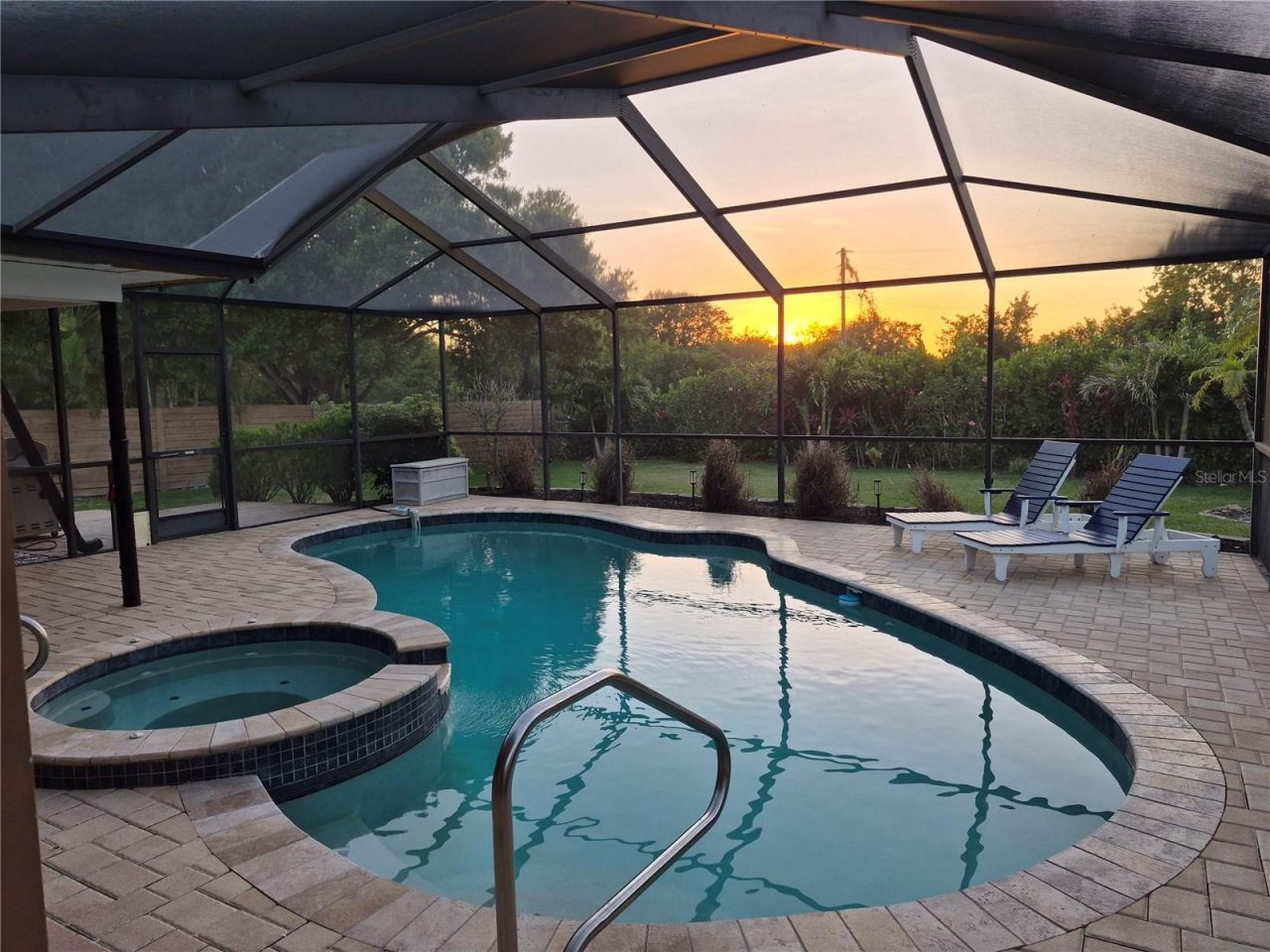 5916 Oakhurst Drive, Seminole, FL 33772 Photo