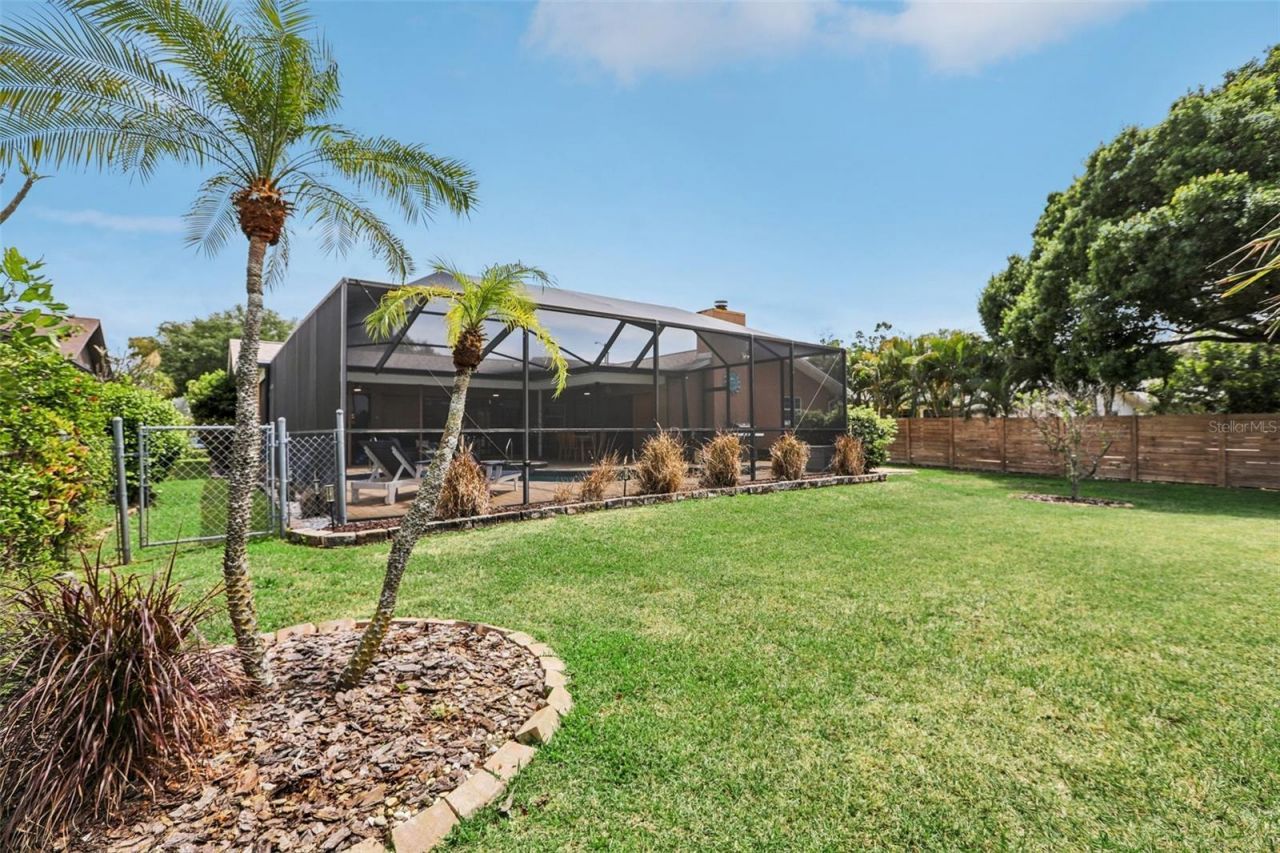 5916 Oakhurst Drive, Seminole, FL 33772 Photo