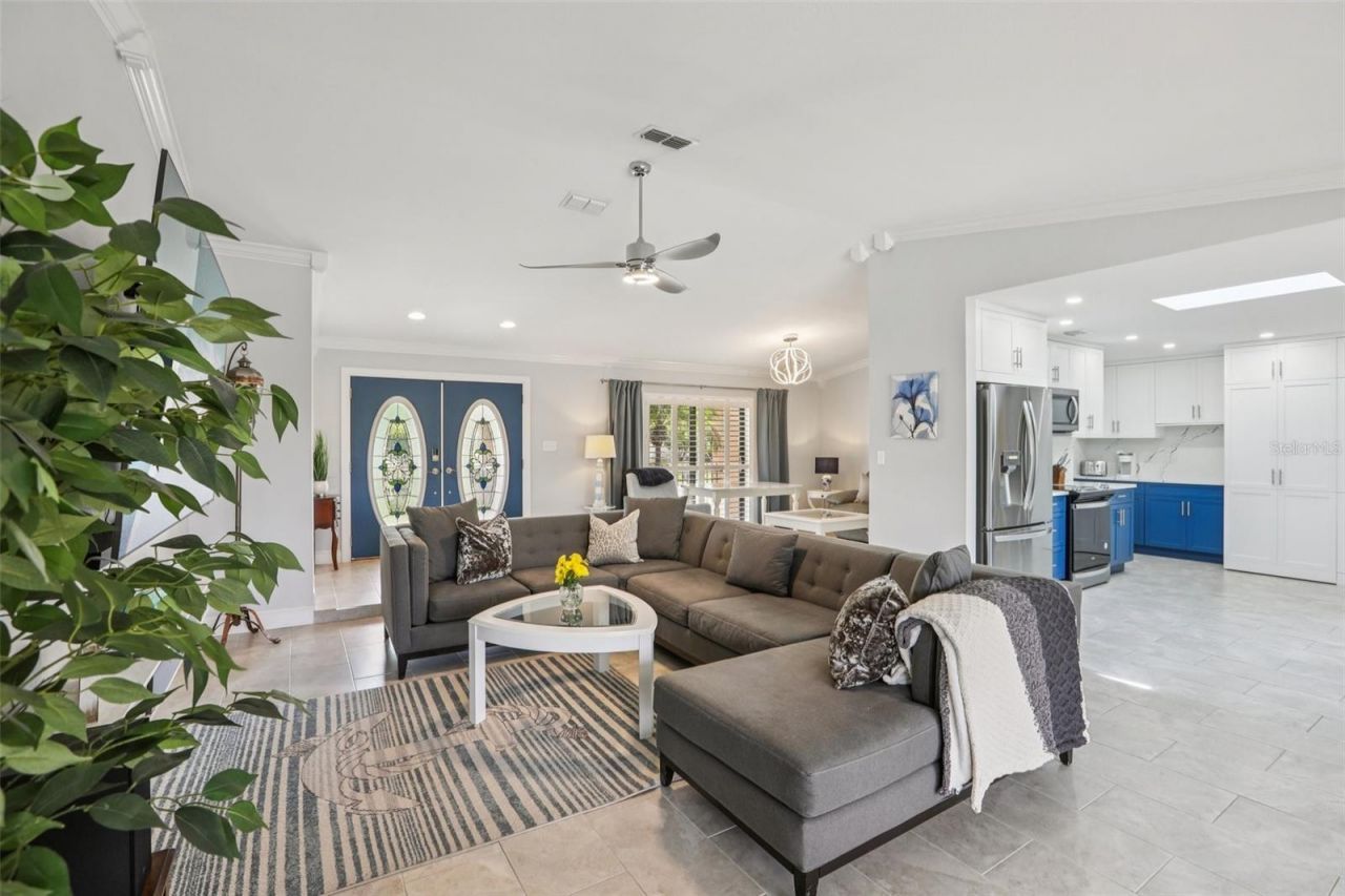 5916 Oakhurst Drive, Seminole, FL 33772 Photo