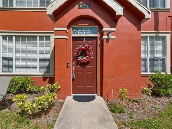 10576 WINDSOR LAKE COURT , Unit 41, TAMPA, FL 33626