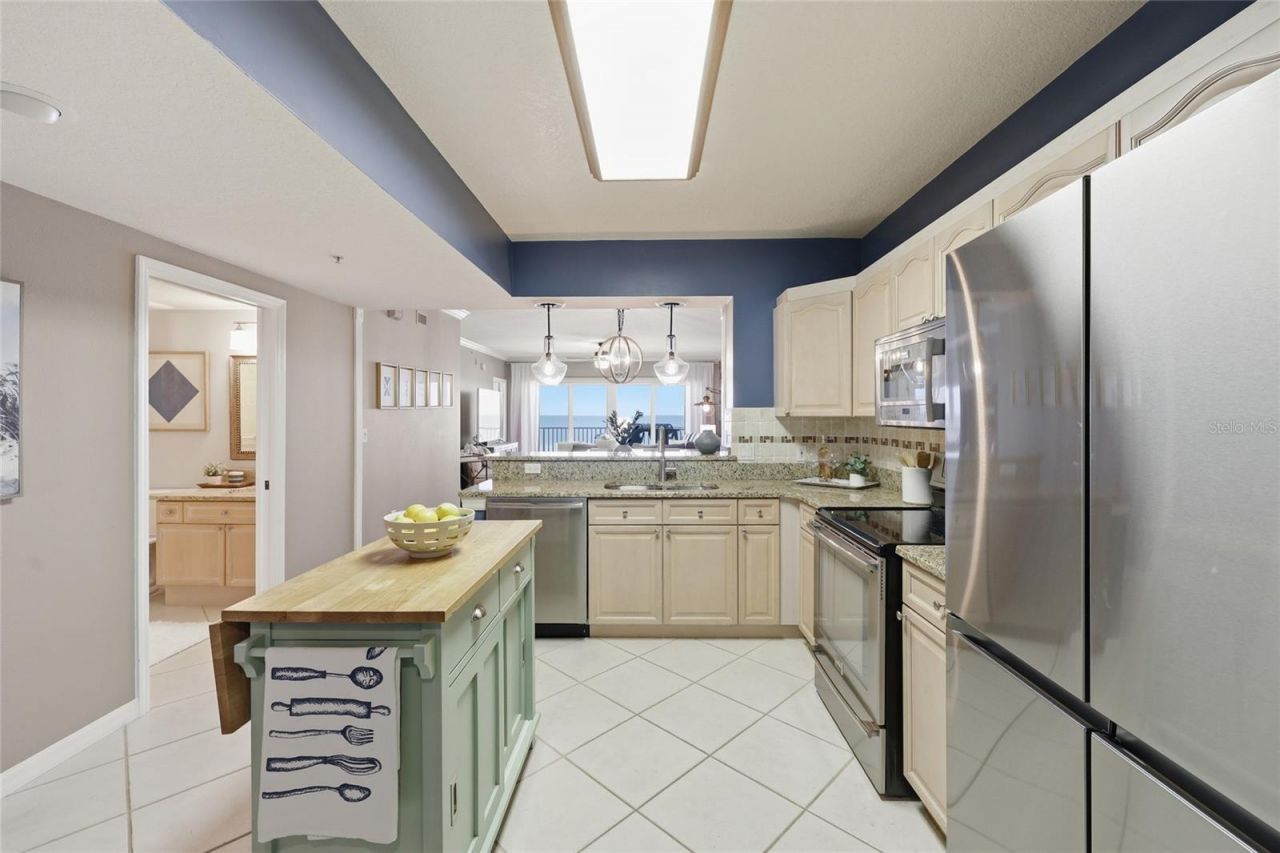 16550 Gulf Boulevard, Unit 342, North Redington Beach, FL 33708 Photo