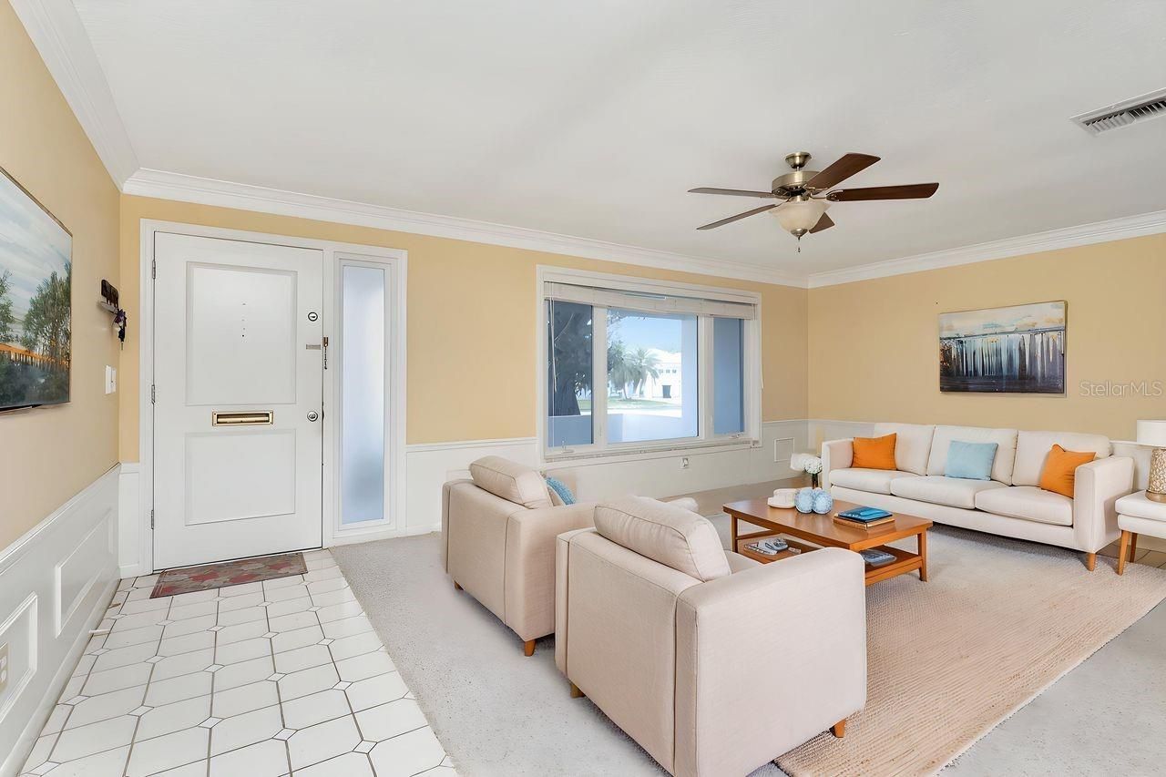 10153 44th Street N, Unit 2, Pinellas Park, FL 33782 Photo