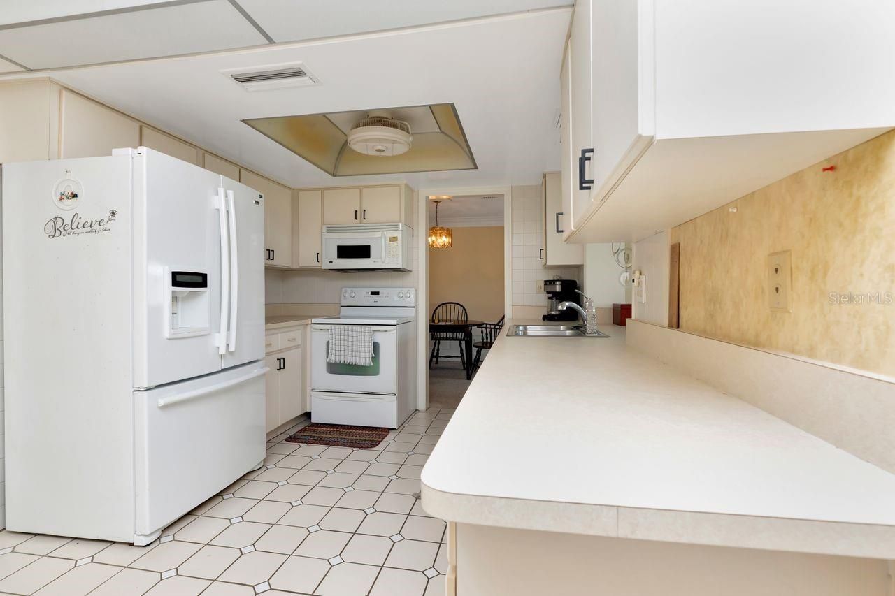 10153 44th Street N, Unit 2, Pinellas Park, FL 33782 Photo