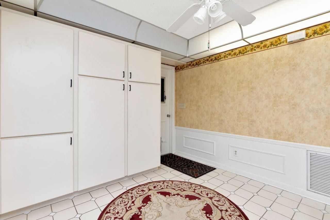 10153 44th Street N, Unit 2, Pinellas Park, FL 33782 Photo