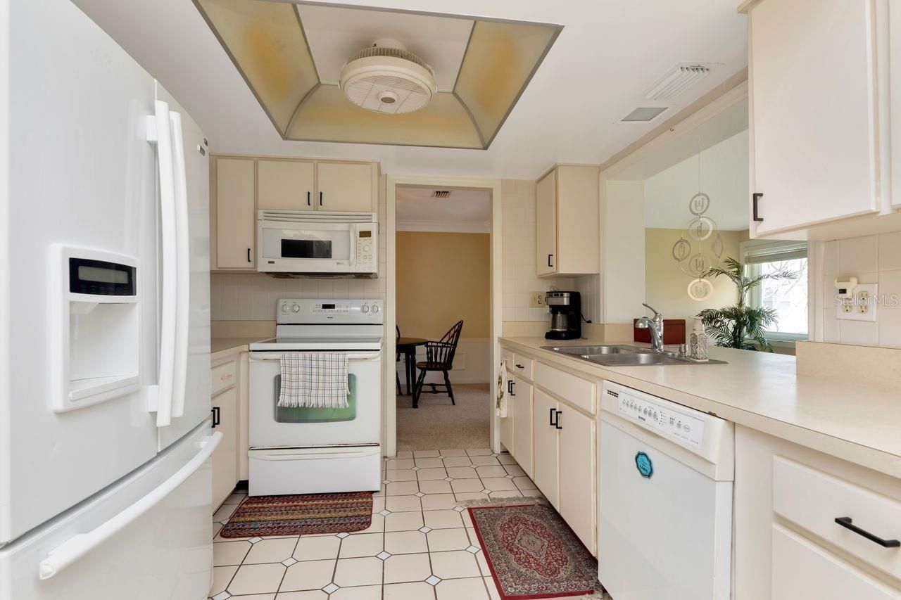 10153 44th Street N, Unit 2, Pinellas Park, FL 33782 Photo