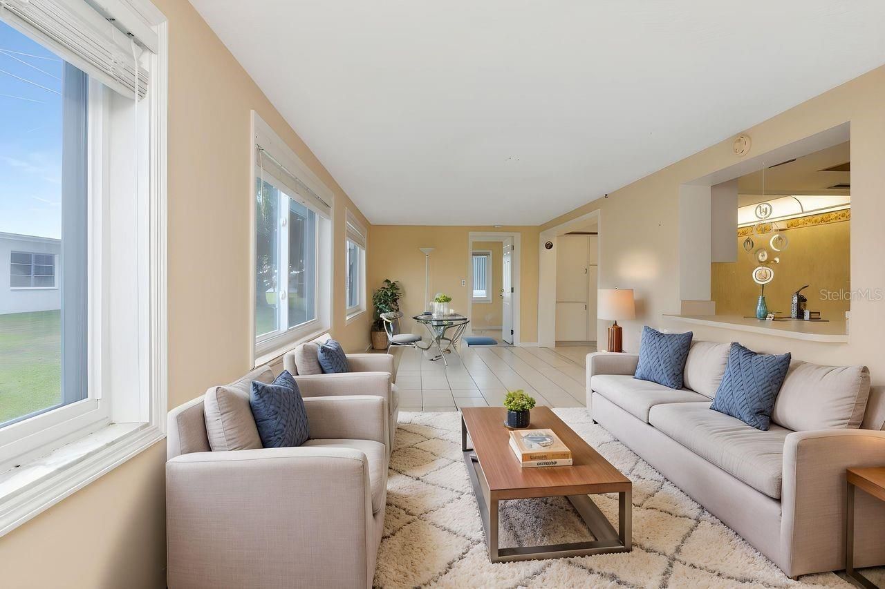 10153 44th Street N, Unit 2, Pinellas Park, FL 33782 Photo