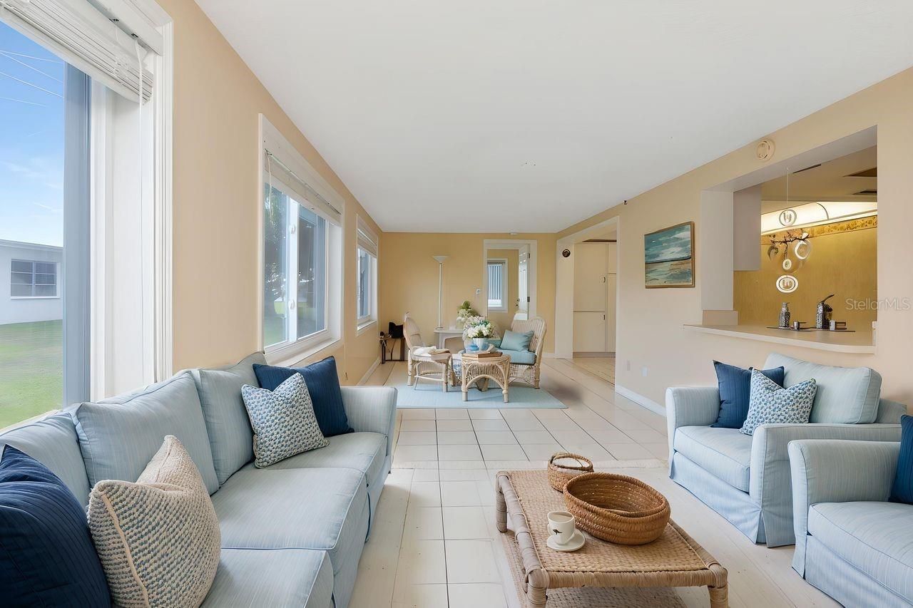 10153 44th Street N, Unit 2, Pinellas Park, FL 33782 Photo