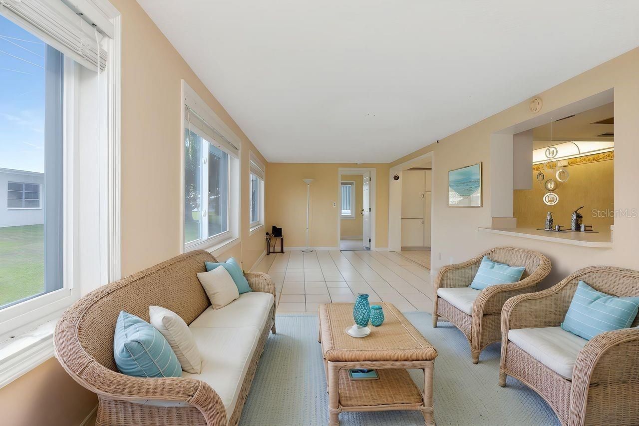 10153 44th Street N, Unit 2, Pinellas Park, FL 33782 Photo