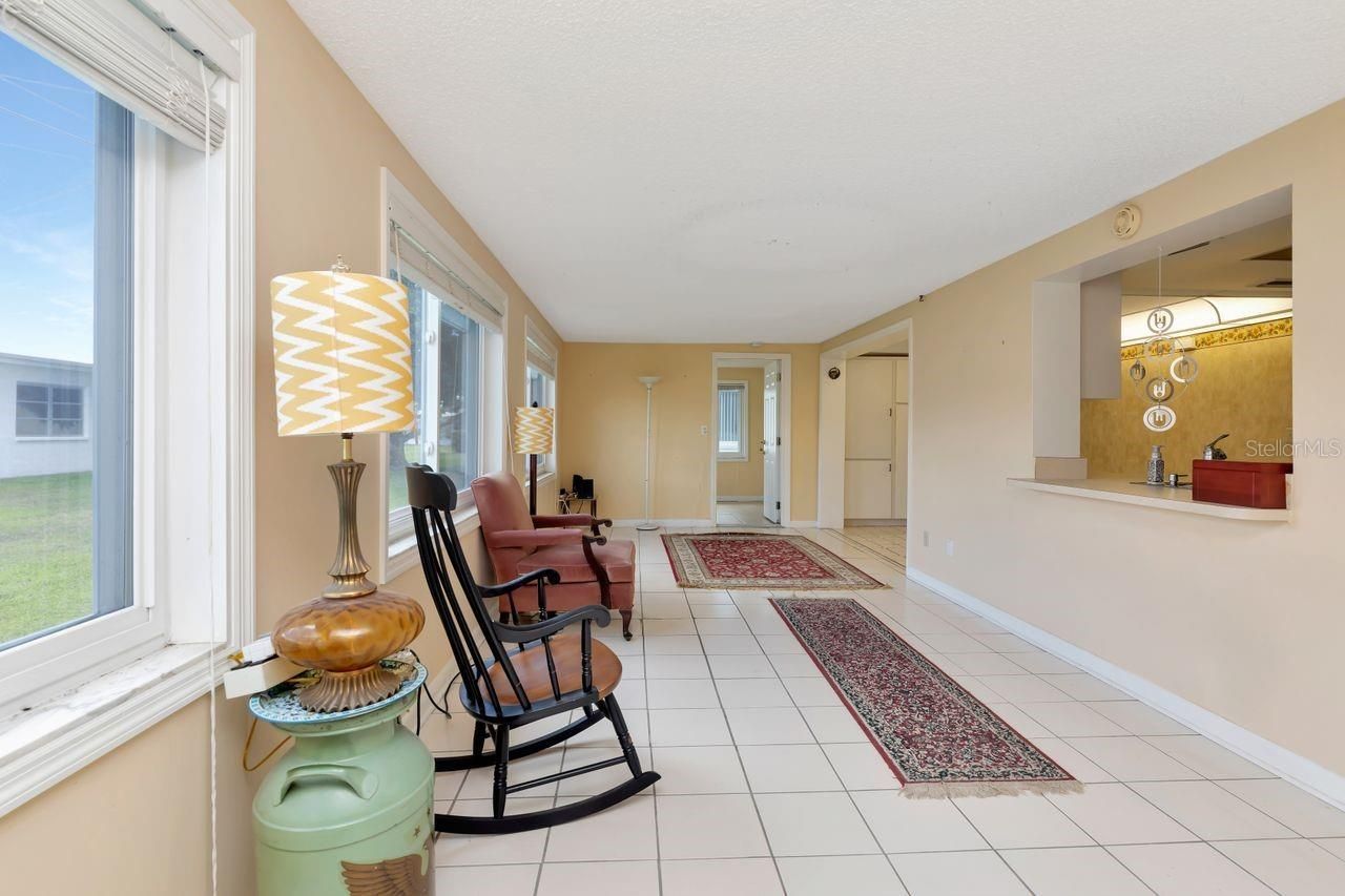 10153 44th Street N, Unit 2, Pinellas Park, FL 33782 Photo