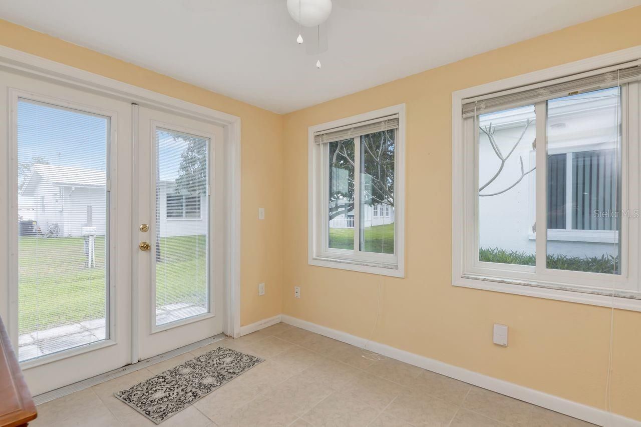 10153 44th Street N, Unit 2, Pinellas Park, FL 33782 Photo