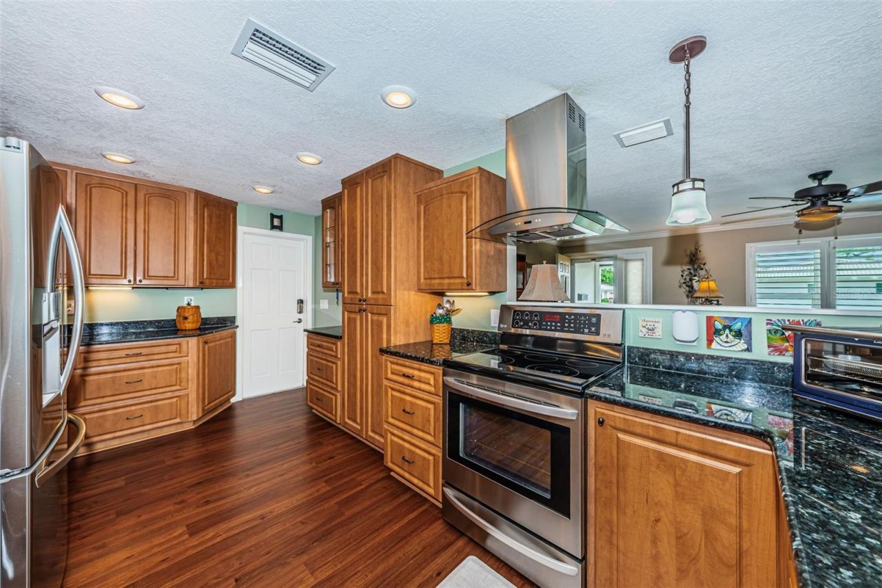 4286 96th Avenue N, Pinellas Park, FL 33782 Photo