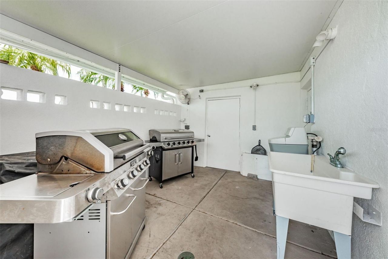 4286 96th Avenue N, Pinellas Park, FL 33782 Photo