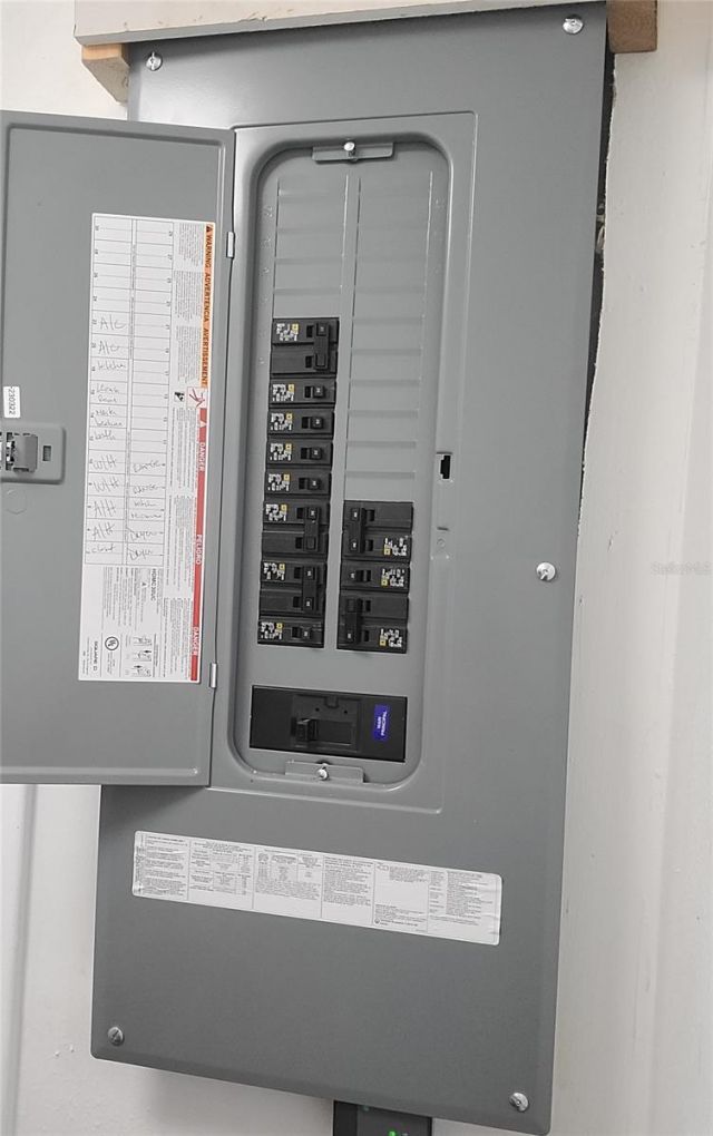 4470 Mainlands Boulevard W, Pinellas Park, FL 33782 Photo