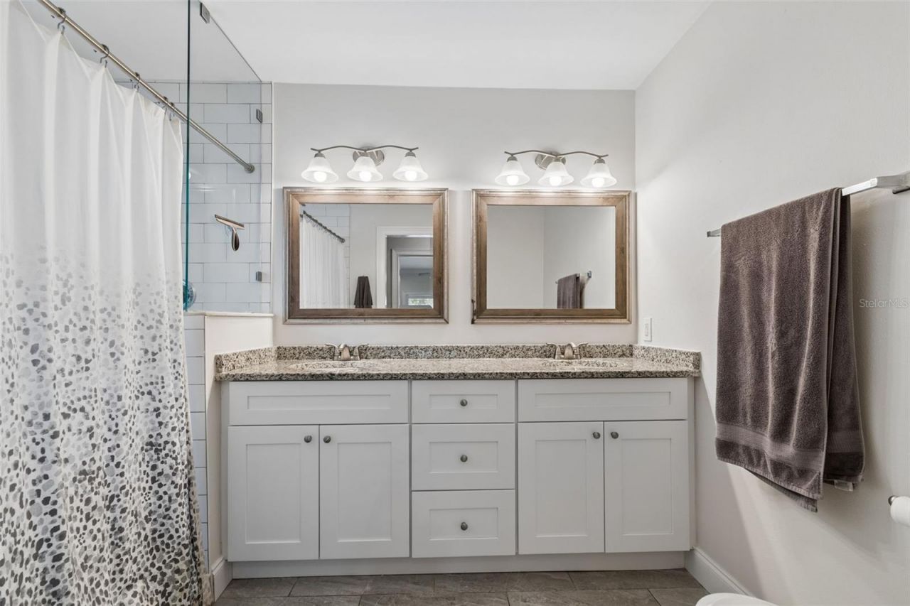8270 30th Avenue N, Saint Petersburg, FL 33710 Photo