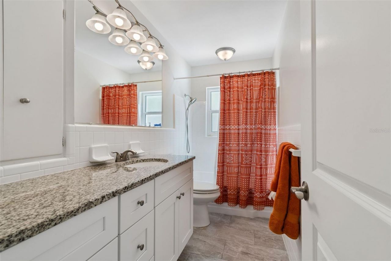 8270 30th Avenue N, Saint Petersburg, FL 33710 Photo