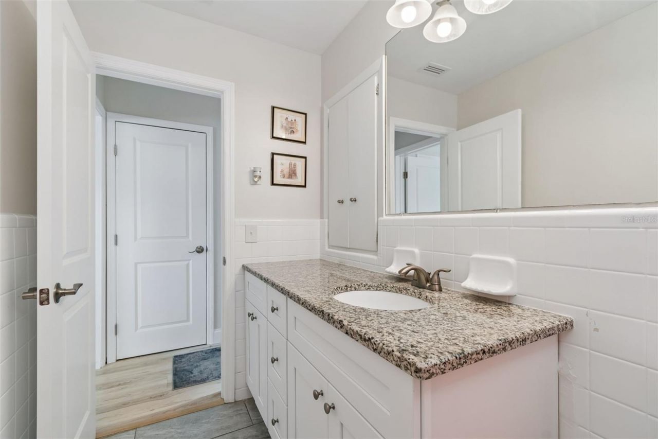 8270 30th Avenue N, Saint Petersburg, FL 33710 Photo