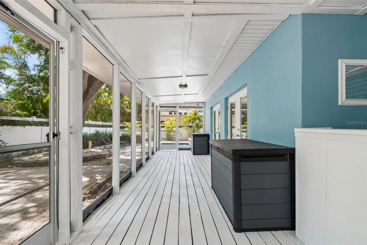 8270 30th Avenue N, Saint Petersburg, FL 33710 Photo