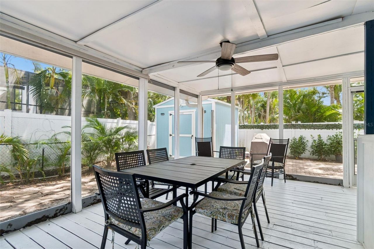 8270 30th Avenue N, Saint Petersburg, FL 33710 Photo