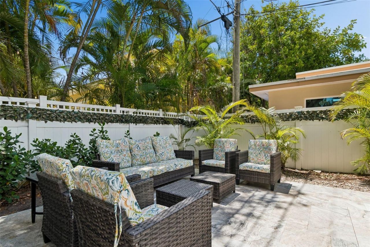 8270 30th Avenue N, Saint Petersburg, FL 33710 Photo