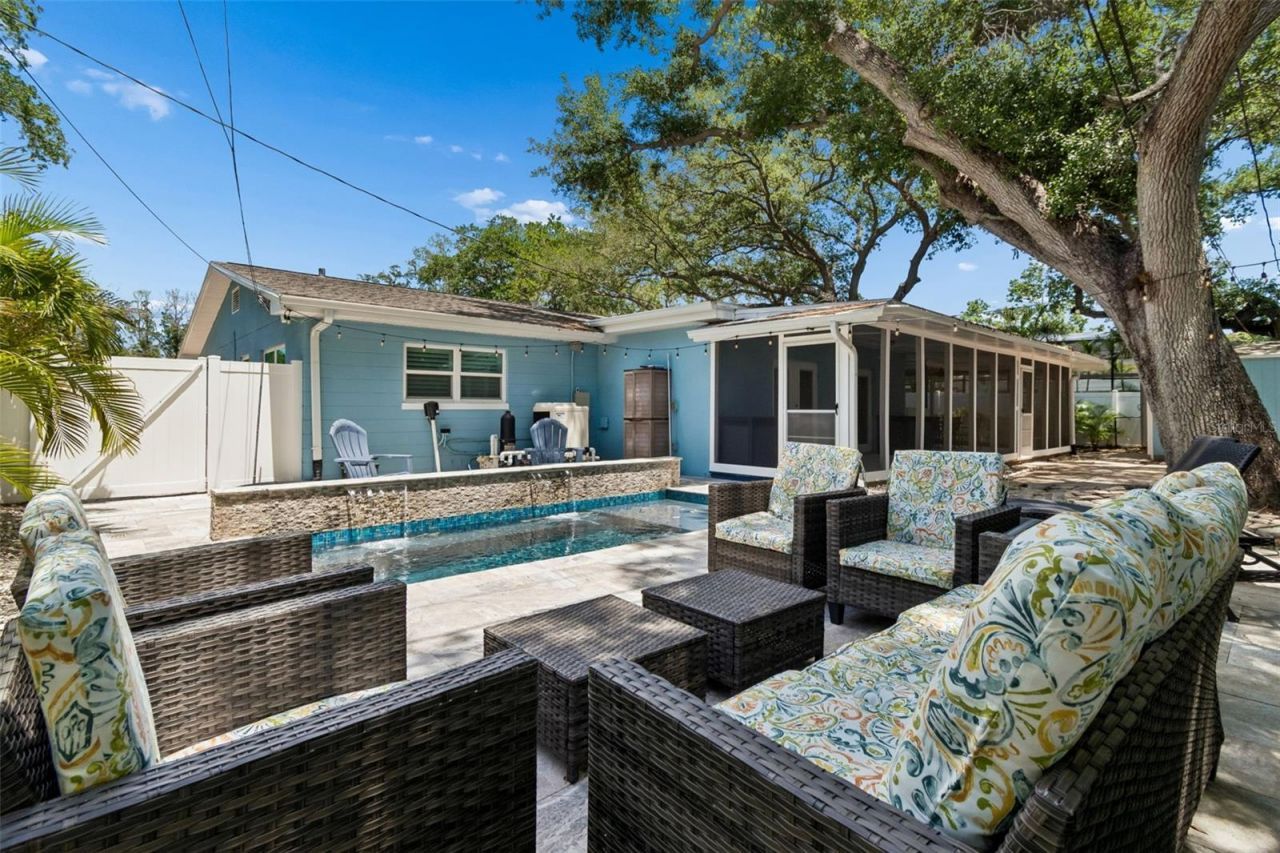 8270 30th Avenue N, Saint Petersburg, FL 33710 Photo