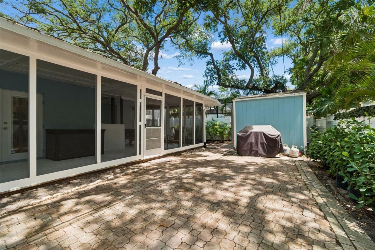 8270 30th Avenue N, Saint Petersburg, FL 33710 Photo