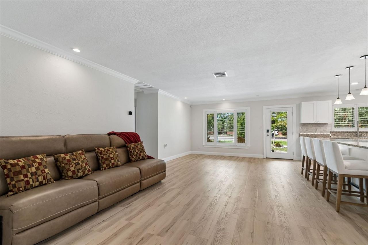 8270 30th Avenue N, Saint Petersburg, FL 33710 Photo
