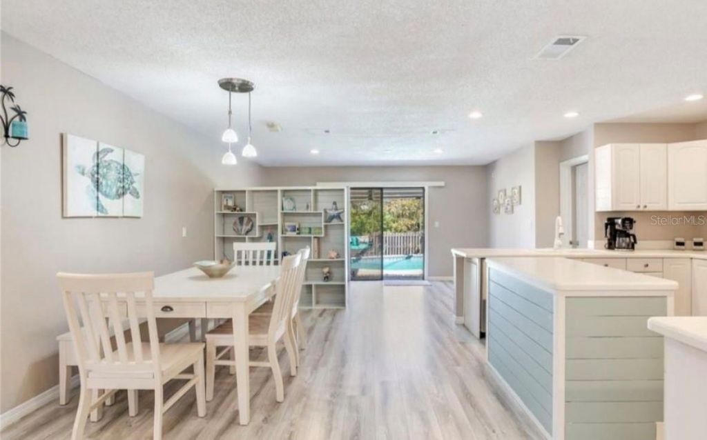 5875 Bay Pines Lakes Boulevard, Saint Petersburg, FL 33708 Photo