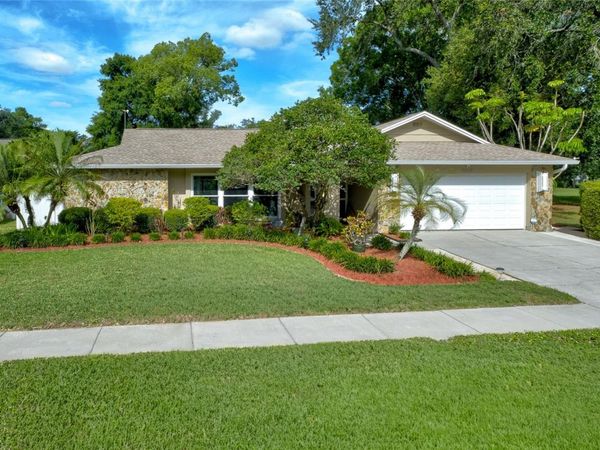 3210 TARABROOK DRIVE , TAMPA, FL 33618