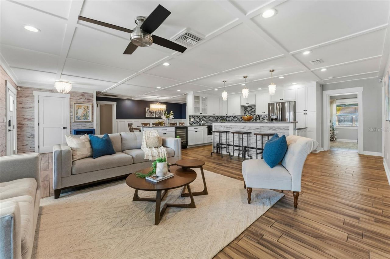 2875 66th Terrace S, Saint Petersburg, FL 33712 Photo