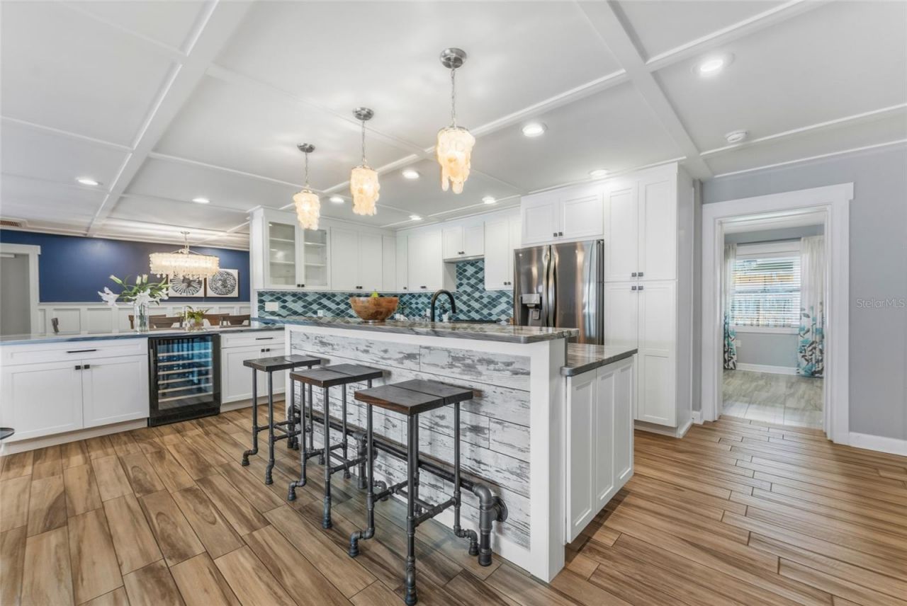 2875 66th Terrace S, Saint Petersburg, FL 33712 Photo