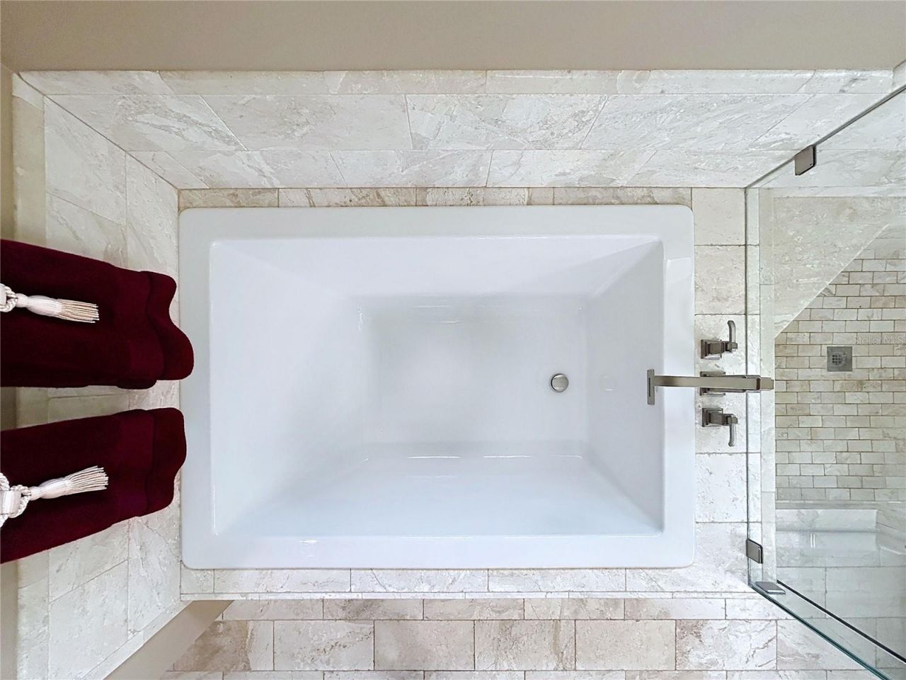 22707 Laureldale Drive , Lutz, FL 33549 Photo