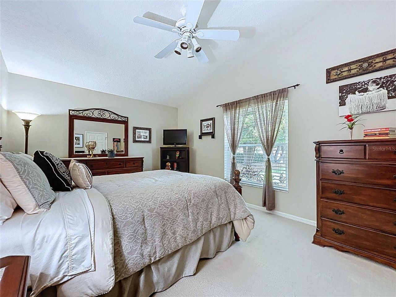 22707 Laureldale Drive , Lutz, FL 33549 Photo