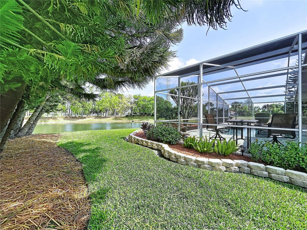 22707 Laureldale Drive , Lutz, FL 33549 Photo