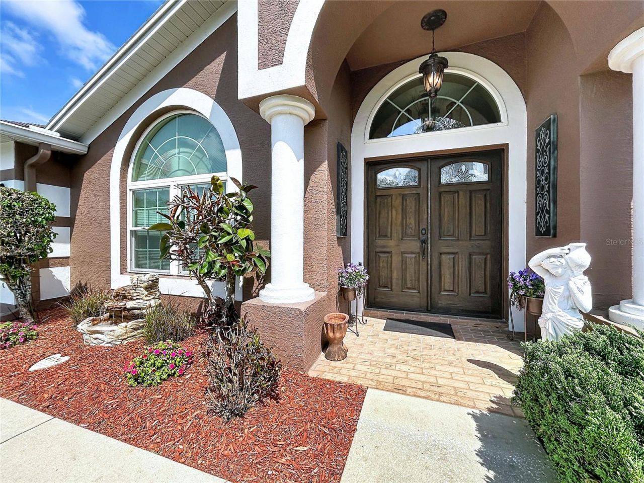 22707 Laureldale Drive , Lutz, FL 33549 Photo