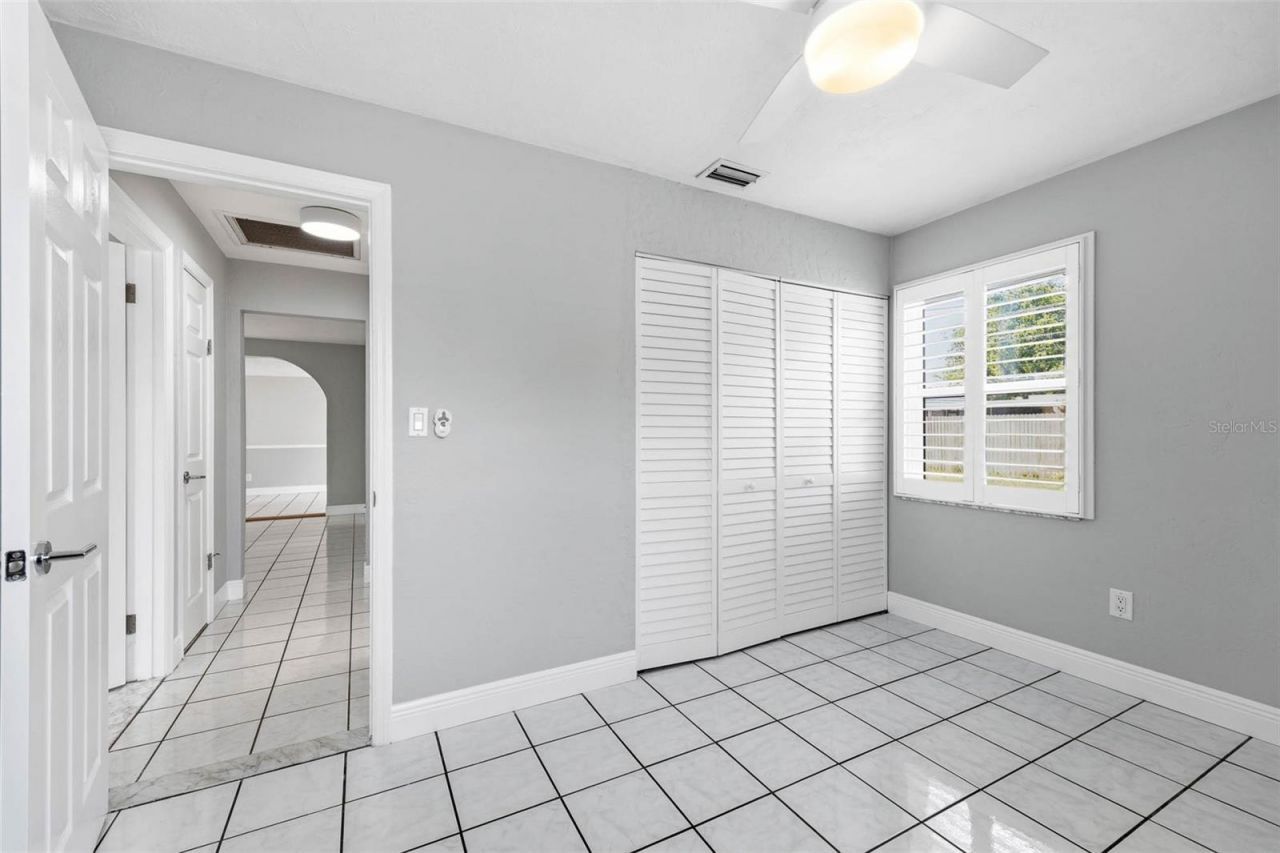 7500 Orpine Drive N, Saint Petersburg, FL 33702 Photo