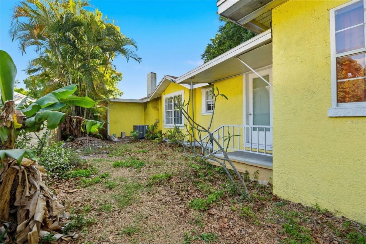 1110 27th Avenue W, Bradenton, FL 34205 Photo