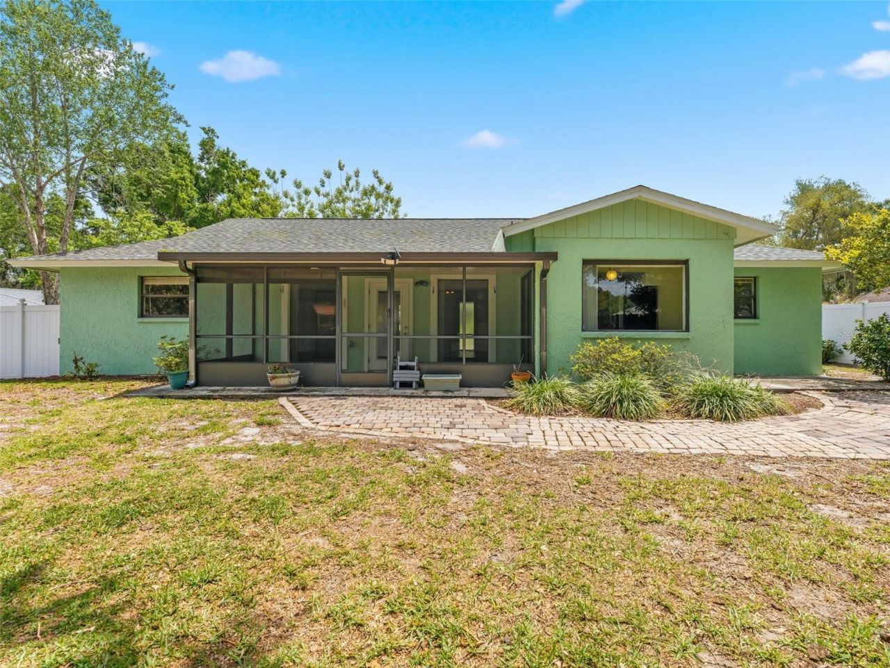 1424 Oakwood Lane, Plant City, FL 33563 Photo