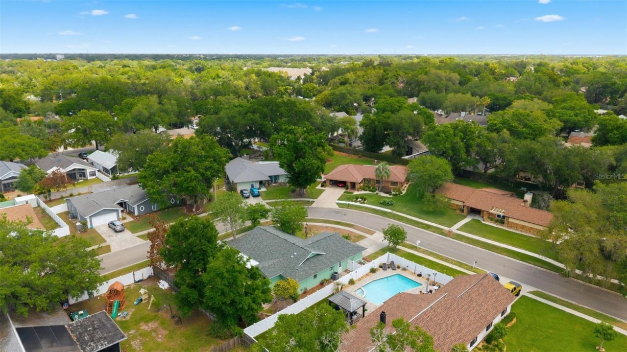 1424 Oakwood Lane, Plant City, FL 33563 Photo