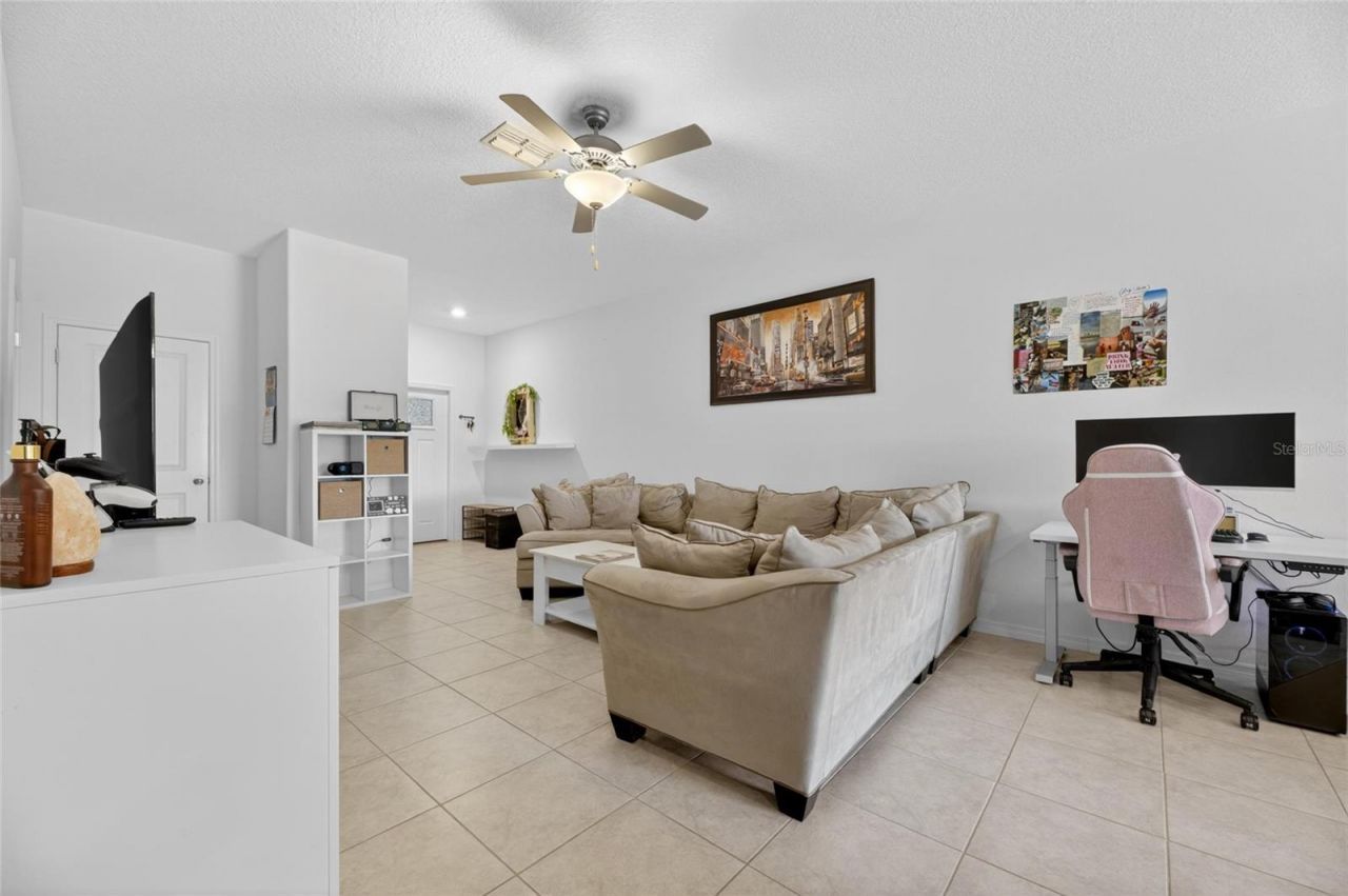 5084 Forum Blvd , Holiday, FL 34690 Photo