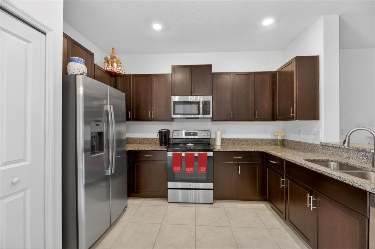 5084 Forum Blvd , Holiday, FL 34690 Photo