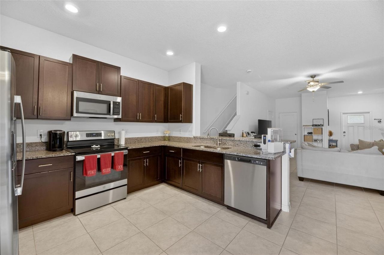 5084 Forum Blvd , Holiday, FL 34690 Photo