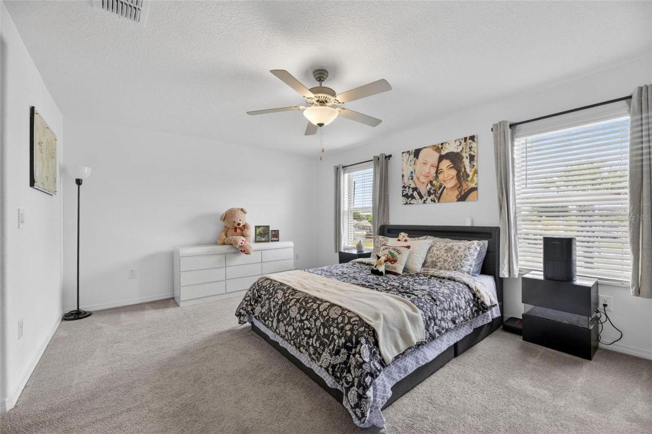 5084 Forum Blvd , Holiday, FL 34690 Photo