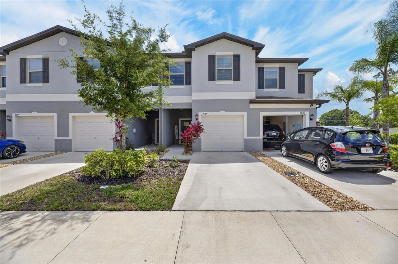 5084 Forum Blvd , Holiday, FL 34690 Photo