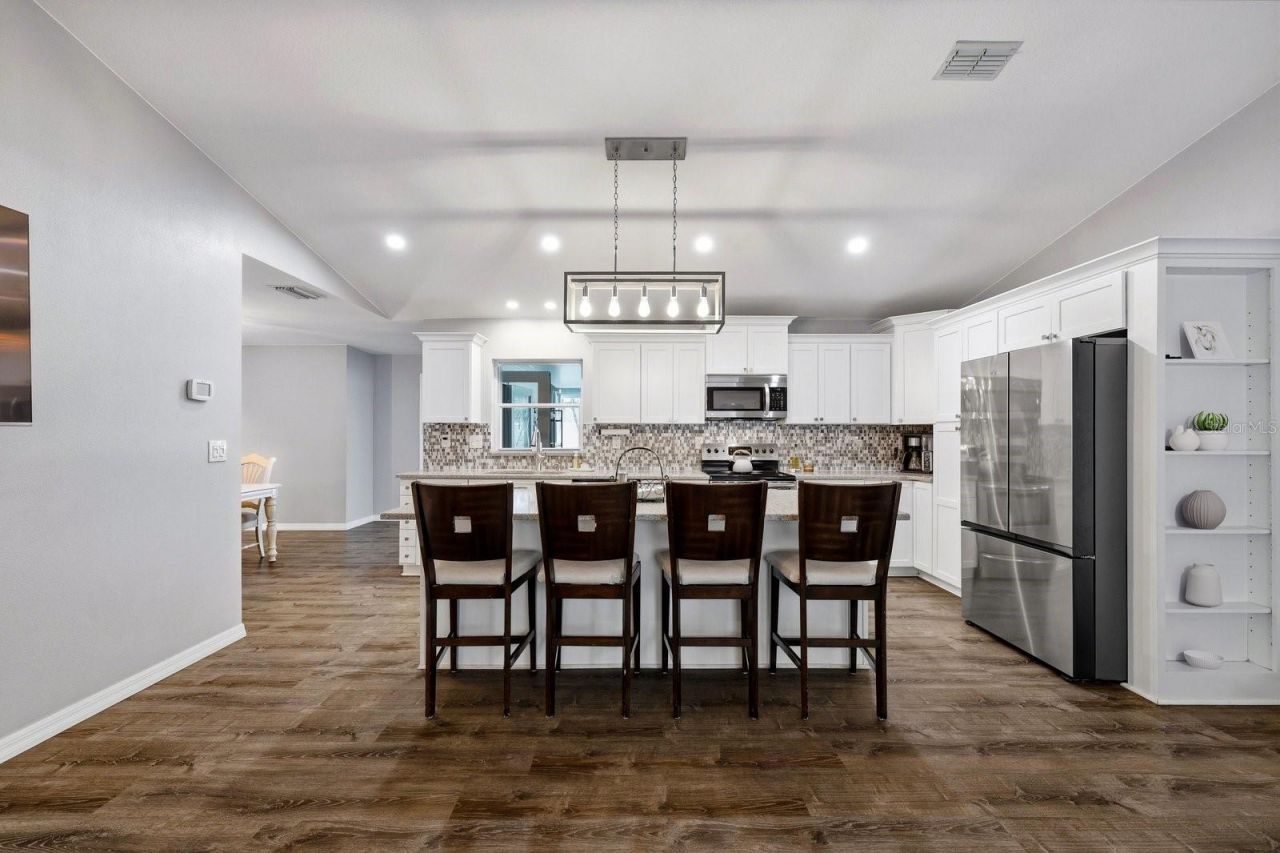 221 Arbor Drive W, Palm Harbor, FL 34683 Photo