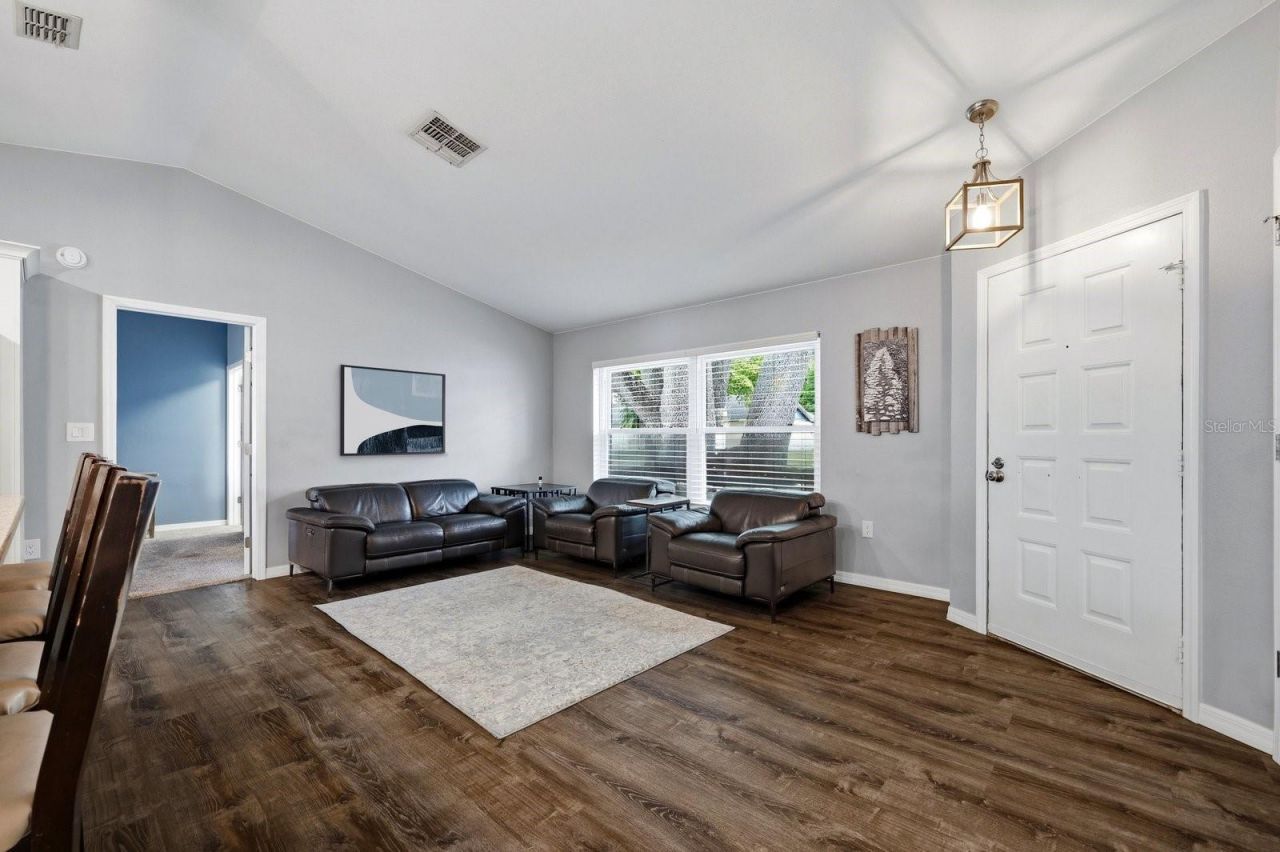 221 Arbor Drive W, Palm Harbor, FL 34683 Photo